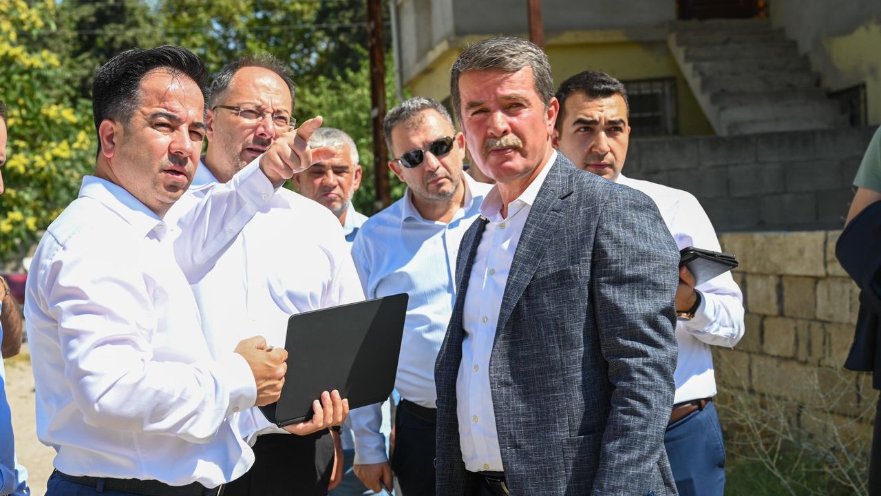 Başkan Okumuş, Türkoğlu’ndaki çalışmalar hakkında bilgi verdi