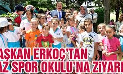 BAŞKAN ERKOÇ’TAN YAZ  SPOR OKULU’NA ZiYARET