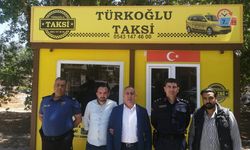Hersanlıoğlu Türkoğlu’na yeni açılan taksi durağını ziyaret etti