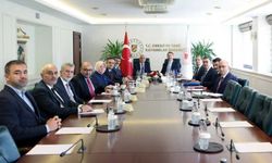 Kahramanmaraş Heyetinden Enerji ve Tabii Kaynaklar Bakanı Bayraktar’a Ziyaret