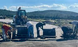 Türkoğlu’nda Hem Yollar Hem Sosyal Alanlar Yenileniyor