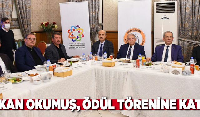 Başkan Okumuş, ödül törenine katıldı