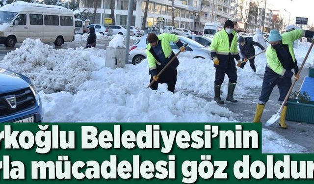 Türkoğlu Belediyesi’nin karla mücadelesi göz doldurdu