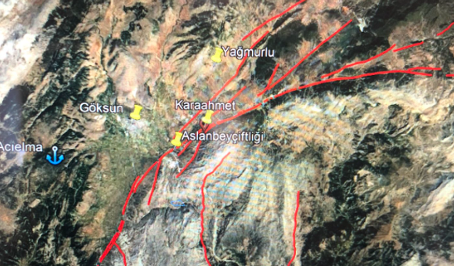 Naci Görür’den deprem bölgesindeki yerel yöneticilere uyarı