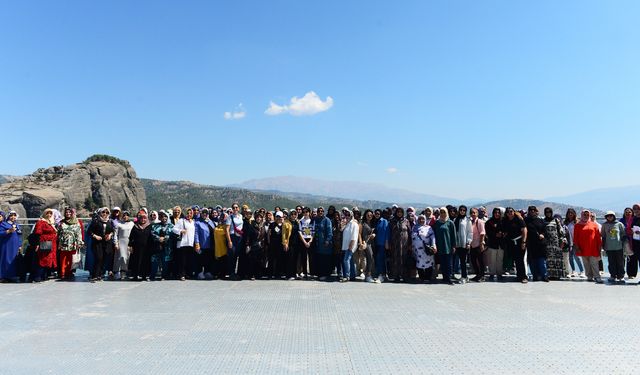 Kadınlarla Baş Başa Doğa Gezileri’nin Yeni Rotası Ali Kayası ve Başkonuş Yaylası Oldu