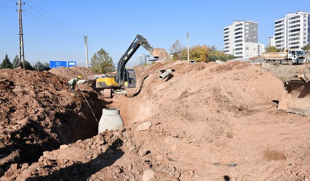 Üngüt’te Yeni Altyapı Çalışmaları Sürüyor