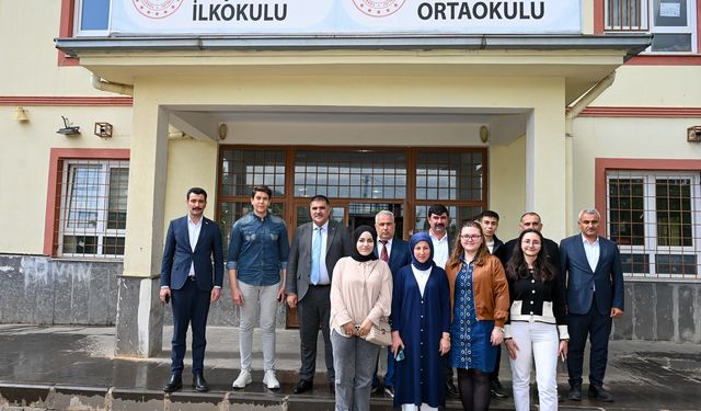Başkan Karaca Küçükimalı Okulu’nu Ziyaret Etti