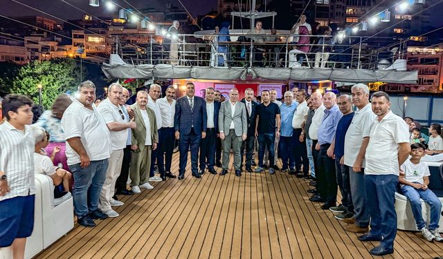 TÜRKOĞLUDER’in boğaz turu etkinliğinde hemşehriler bir araya geldi