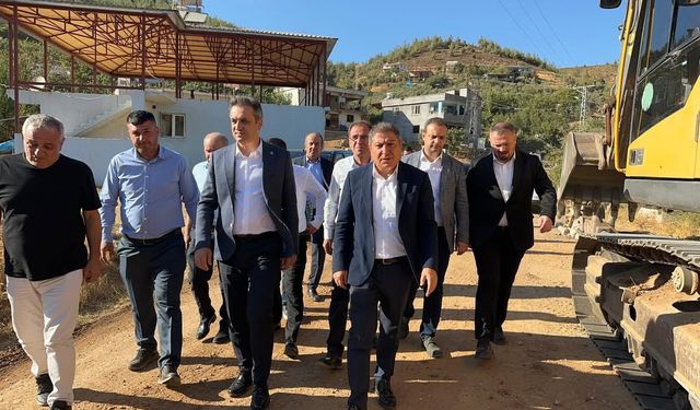 AK Parti Heyeti Mahalle Ziyaretlerini Sürdürüyor