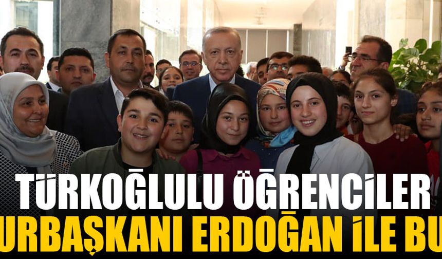 Türkoğlulu öğrenciler, Cumhurbaşkanı Erdoğan ile buluştu