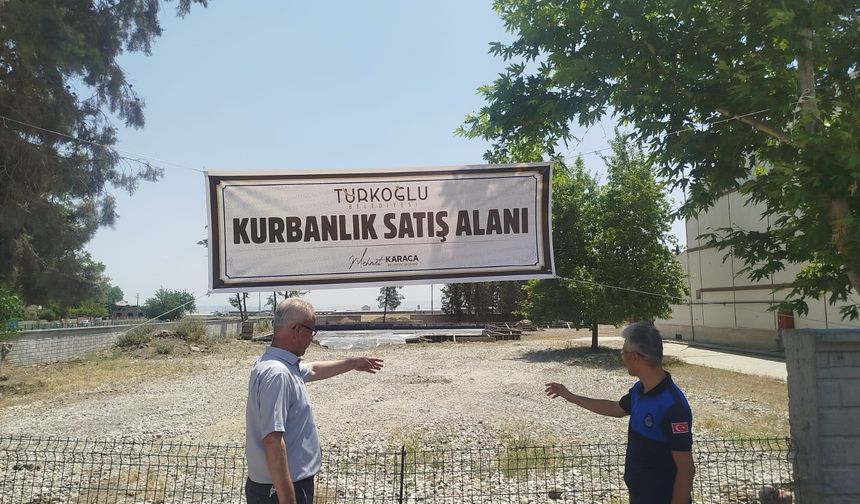 Türkoğlu'nda kurban satış alanı hazırlandı