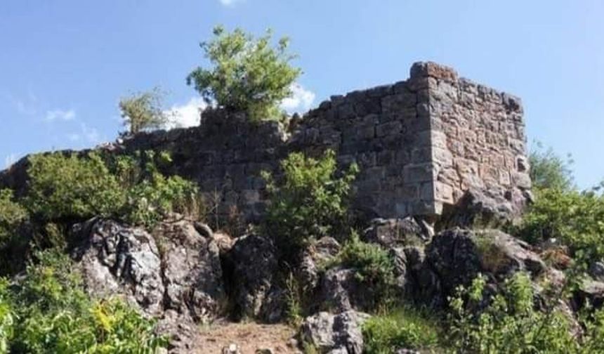 Orçan Kalesi tarihe ışık tutuyor