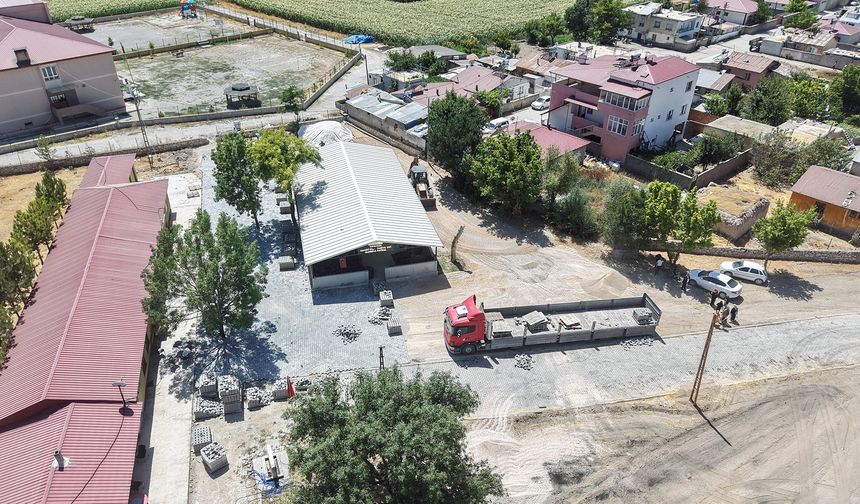 Büyükşehir’den Elbistan Alembey’in Sosyal Tesisine Düzenleme