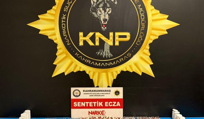 Polis ekipleri yasaklı maddeler ele geçirdi; 4 kişi tutuklandı