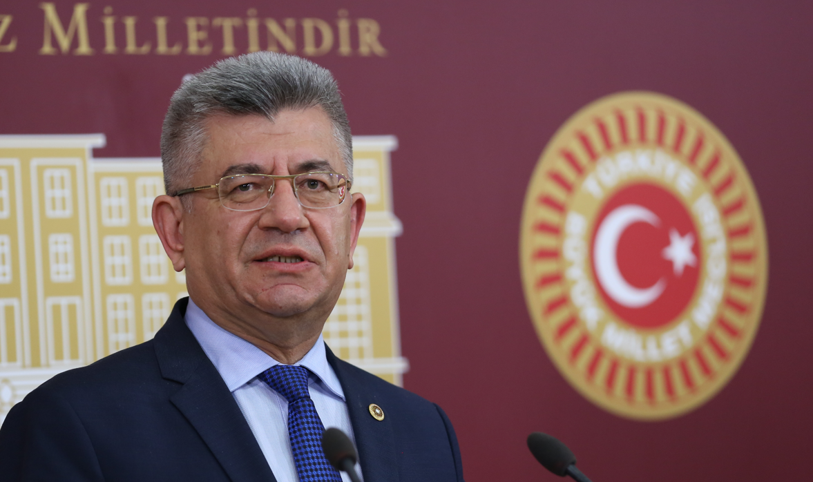 Aycan, “Özel şirketlerin de kişilerin de konut yapması desteklenmelidir”