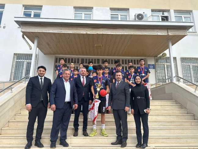 592928699 1556222455805521 3609501857884254583 N