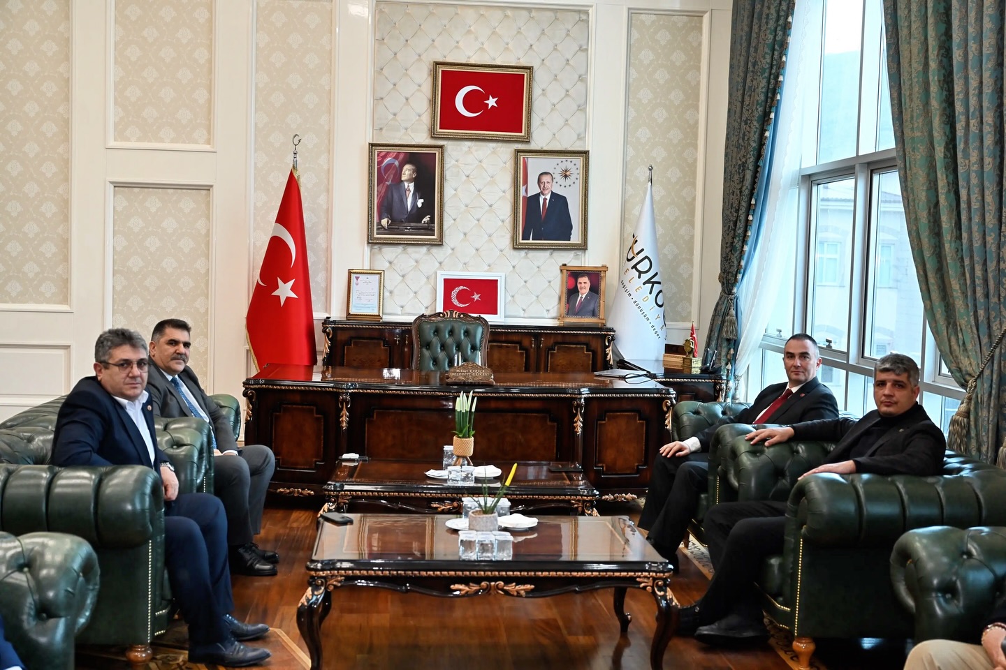 626293971 18422345698136337 6385712857240576164 N